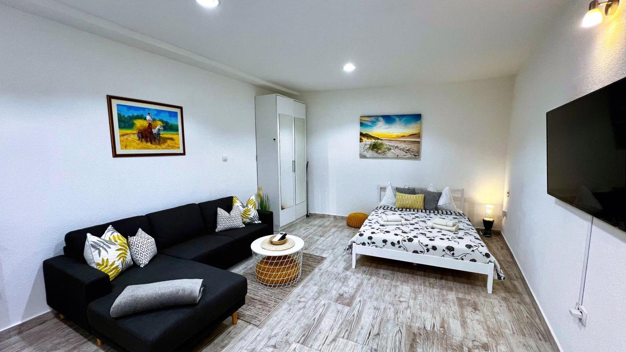 Studio De Mare Ровінь Екстер'єр фото